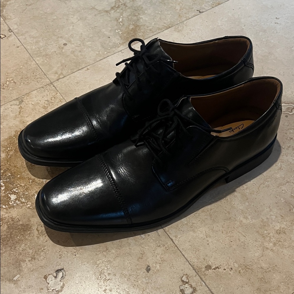 Classic Black Men's Dress Shoes